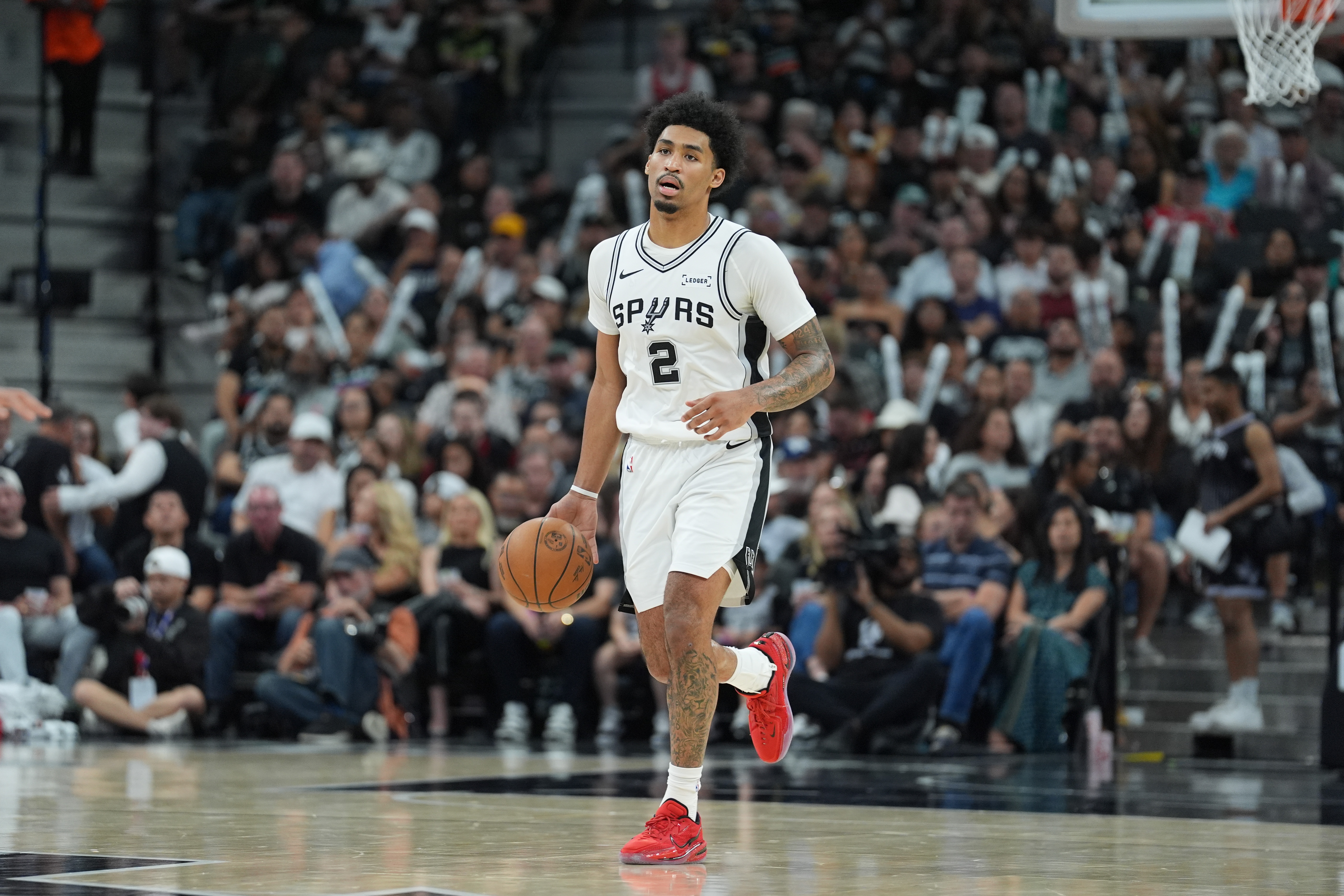 leyu公司-哈珀单次季后赛至少250分100篮板 NBA历史自魔术师后首个西部新秀